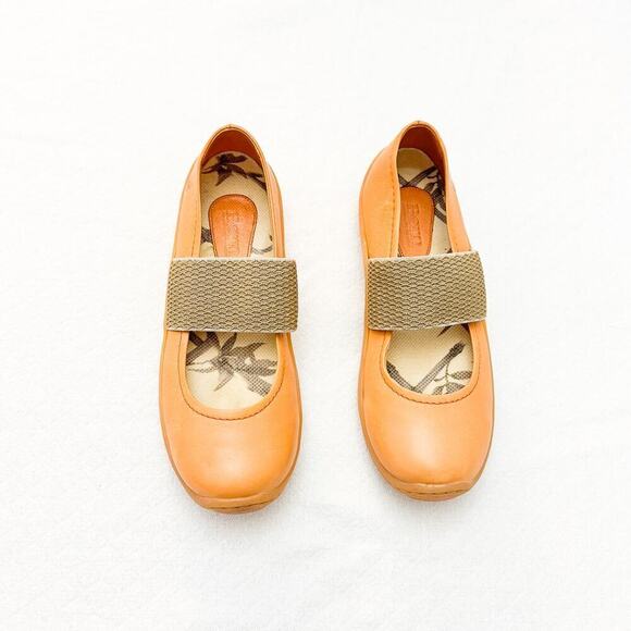 Born Açaí in Mandarin Elastic Top Comfort Ballet Flats Size 7 / 38 B90608 - Picture 1 of 5